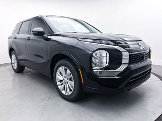 New 2025 Mitsubishi Outlander ES video 1