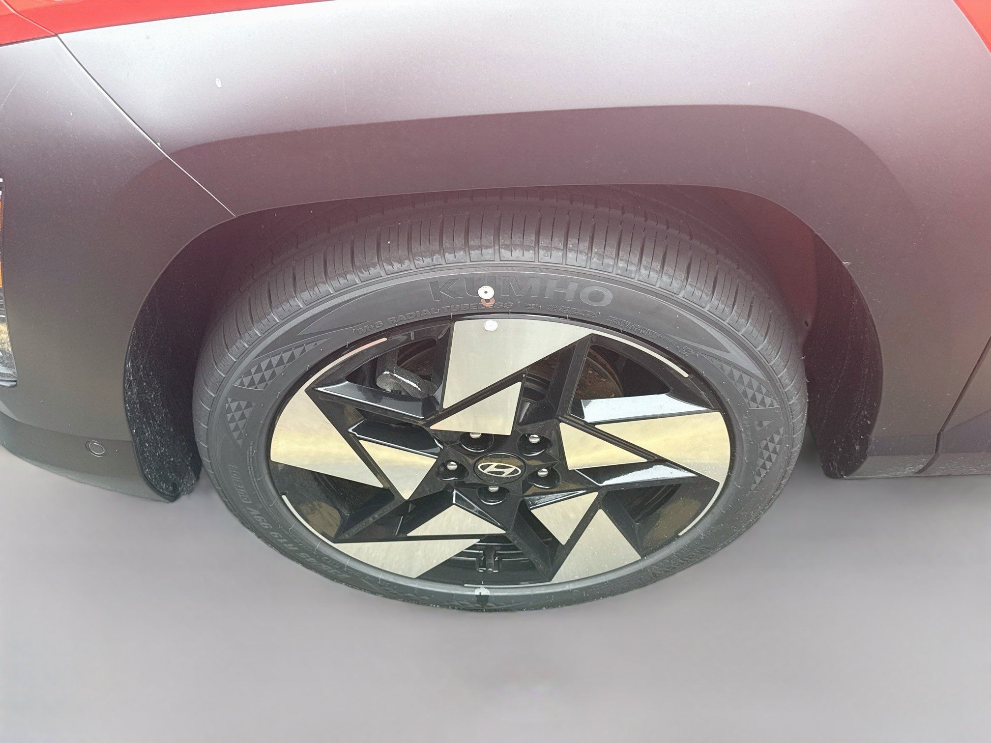 New 2026 Hyundai Kona Limited FWD image 24