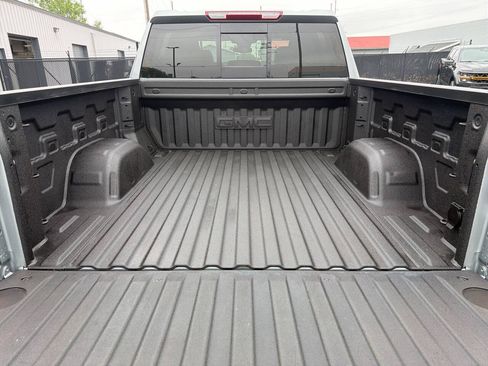 Used 2025 GMC Sierra 1500 Elevation w/ Elevation Premium Package AWD/4WD image 11