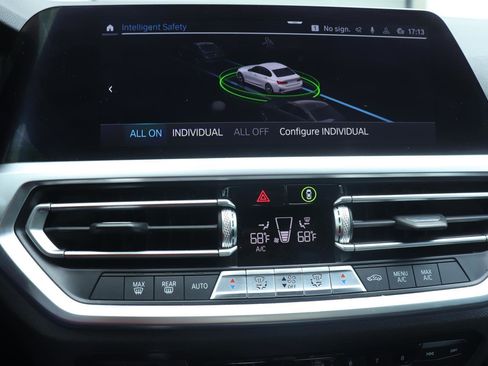 Used 2021 BMW 330e w/ Convenience Package RWD image 28