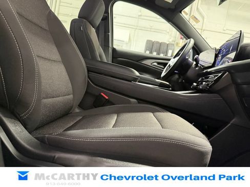 Used 2024 Chevrolet Traverse LS w/ Midnight/Sport Edition FWD image 31