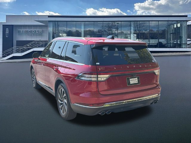 Used 2026 Lincoln Aviator 2WD image 6
