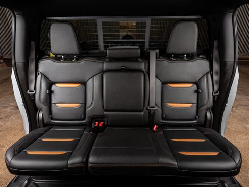 Used 2024 GMC Sierra 1500 AT4 w/ AT4 Preferred Package image 35