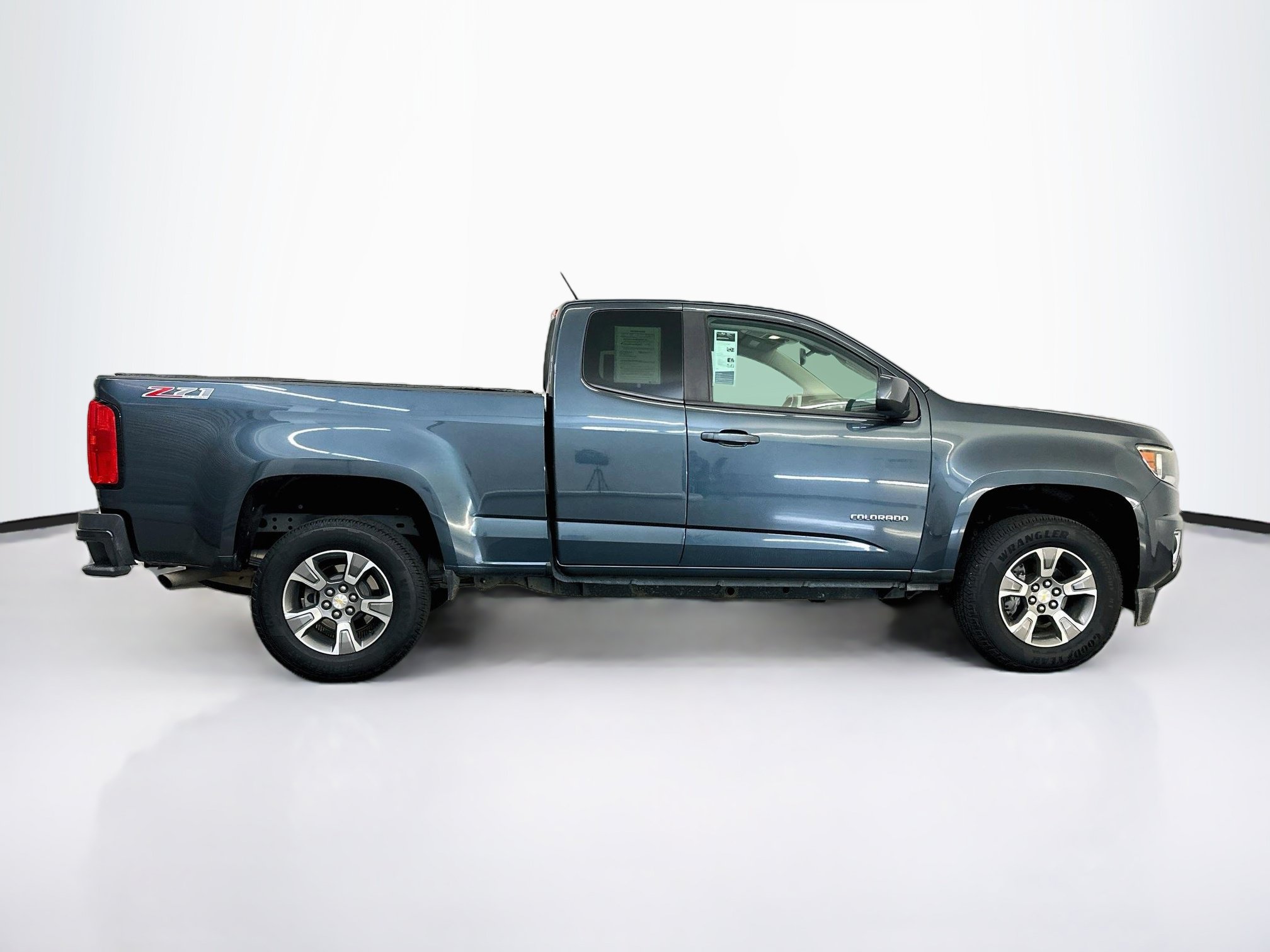 Used 2019 Chevrolet Colorado Z71 AWD/4WD image 10
