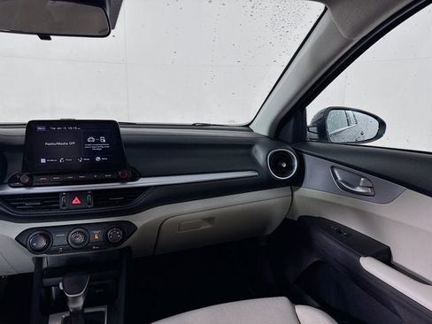 Certified 2023 Kia Forte LXS image 21