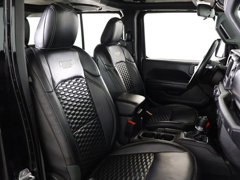 Used 2022 Jeep Wrangler Unlimited Sport image 28