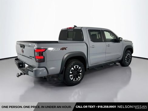 Used 2023 Nissan Frontier PRO-4X w/ Tow Package AWD/4WD image 5