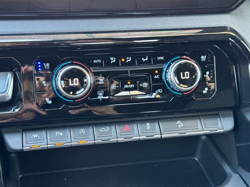 New 2026 GMC Sierra 1500 AT4 AWD/4WD image 20
