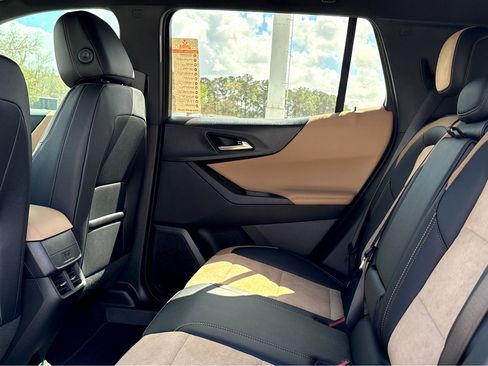 New 2026 Chevrolet Equinox ACTIV FWD image 18