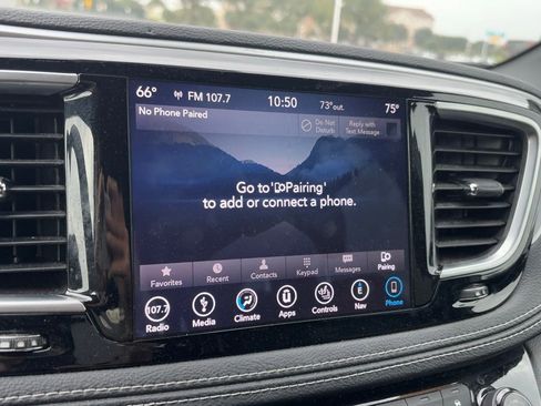 Used 2019 Chrysler Pacifica Limited w/ Advanced Safetytec Group image 9