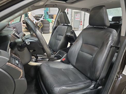 Used 2016 Honda Accord EX-L image 15