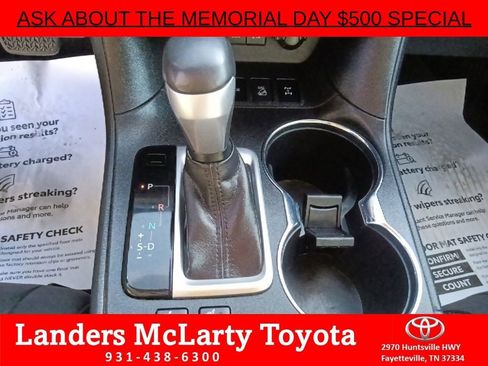 Used 2019 Toyota Highlander XLE AWD/4WD image 24