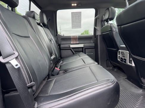 Used 2018 Ford F150 Lariat w/ Equipment Group 502A Luxury AWD/4WD image 15