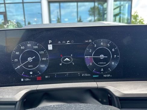 Used 2024 Kia Telluride SX X-Pro AWD/4WD image 11