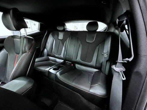 Used 2020 Hyundai Veloster Turbo image 19