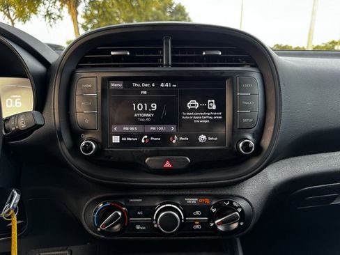 Used 2024 Kia Soul LX w/ Option Group 015 image 26