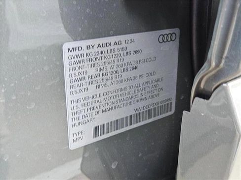 New 2025 Audi Q3 2.0T Premium w/ Convenience Package image 17