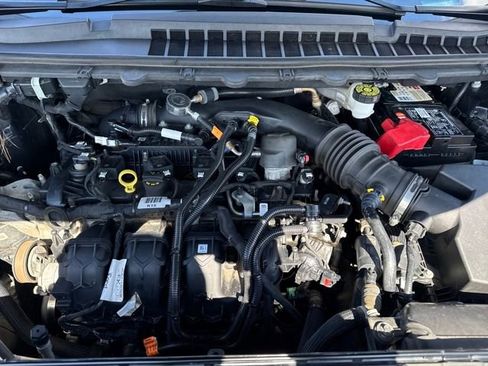 Used 2020 Ford Edge Titanium w/ Equipment Group 301A image 22