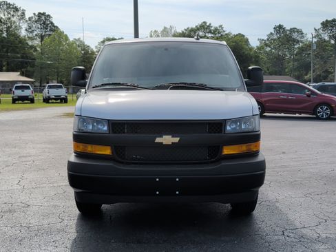 New 2025 Chevrolet Express 2500 Extended w/ Driver Convenience Package image 8