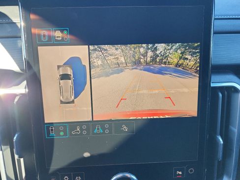 New 2026 GMC Acadia Elevation image 13