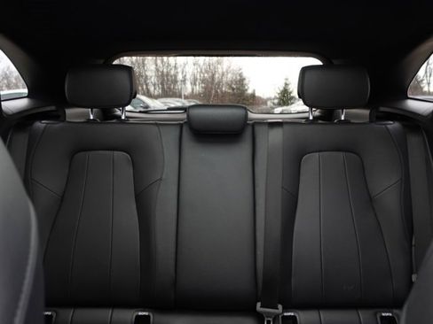 Certified 2022 Mercedes-Benz GLA 250 4MATIC image 15