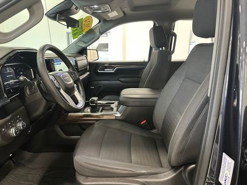 Used 2024 GMC Sierra 1500 Elevation w/ Preferred Package image 31