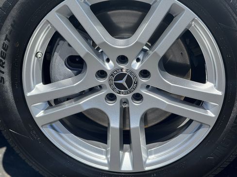 Used 2020 Mercedes-Benz GLB 250 4MATIC image 7