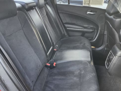 Used 2016 Dodge Charger R/T Scat Pack w/ Beats Audio Group image 16