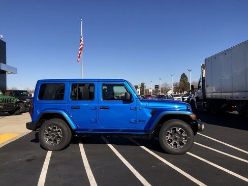 New 2026 Jeep Wrangler Unlimited Sahara w/ Technology Group AWD/4WD image 14