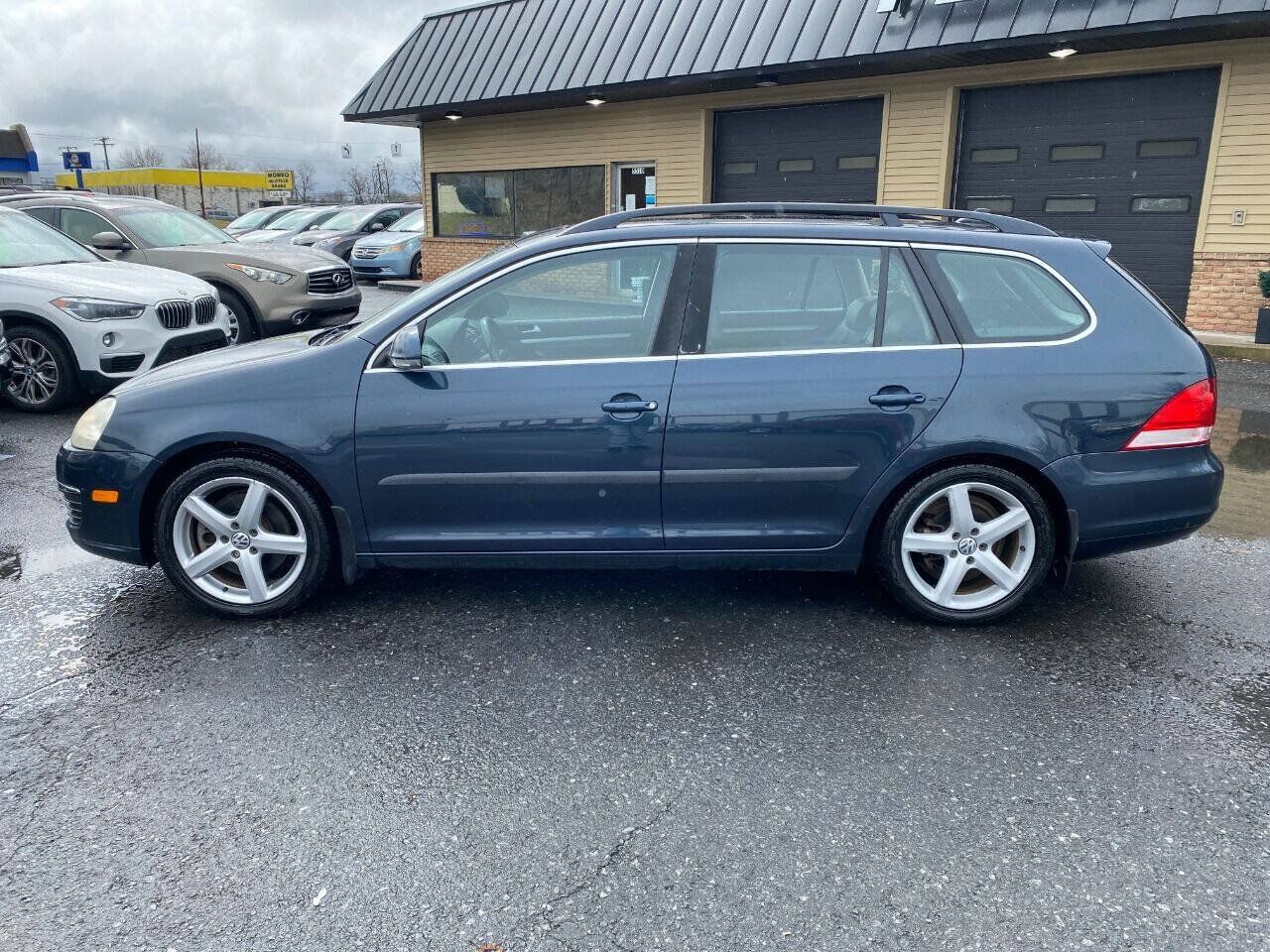 Used 2009 Volkswagen Jetta TDI FWD image 8