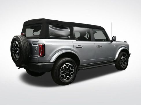 Used 2024 Ford Bronco Outer Banks image 5