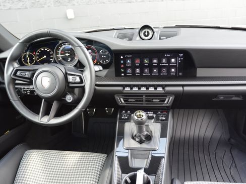 Certified 2023 Porsche 911 GT3 RWD image 12