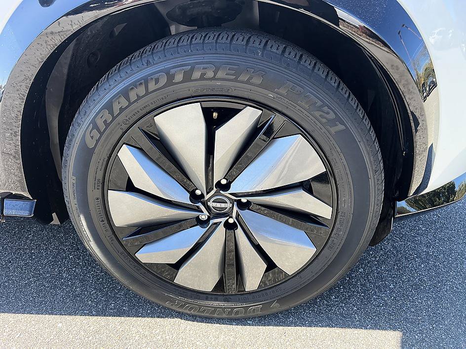 Certified 2025 Nissan Ariya FWD image 12