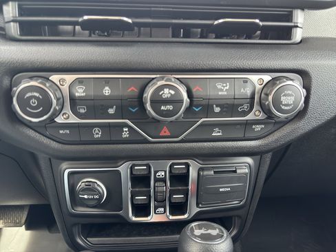 New 2025 Jeep Wrangler Sport S AWD/4WD image 22