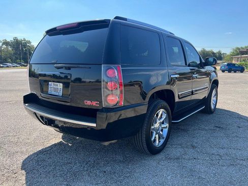 Used 2008 GMC Yukon Denali AWD/4WD image 6