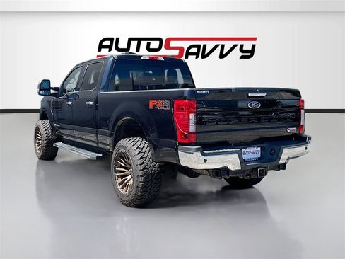 Used 2021 Ford F350 Lariat w/ Chrome Package image 5