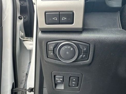 Certified 2020 Ford F150 Lariat w/ Equipment Group 502A Luxury image 24