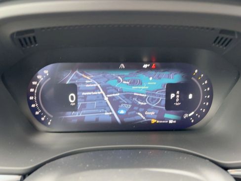 New 2026 Volvo XC60 B5 Ultra w/ Climate Package image 17