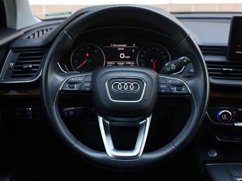 Used 2018 Audi Q5 2.0T Premium AWD/4WD image 30