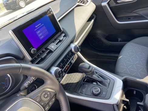 Used 2024 Toyota RAV4 XLE w/ Convenience Package AWD/4WD image 26