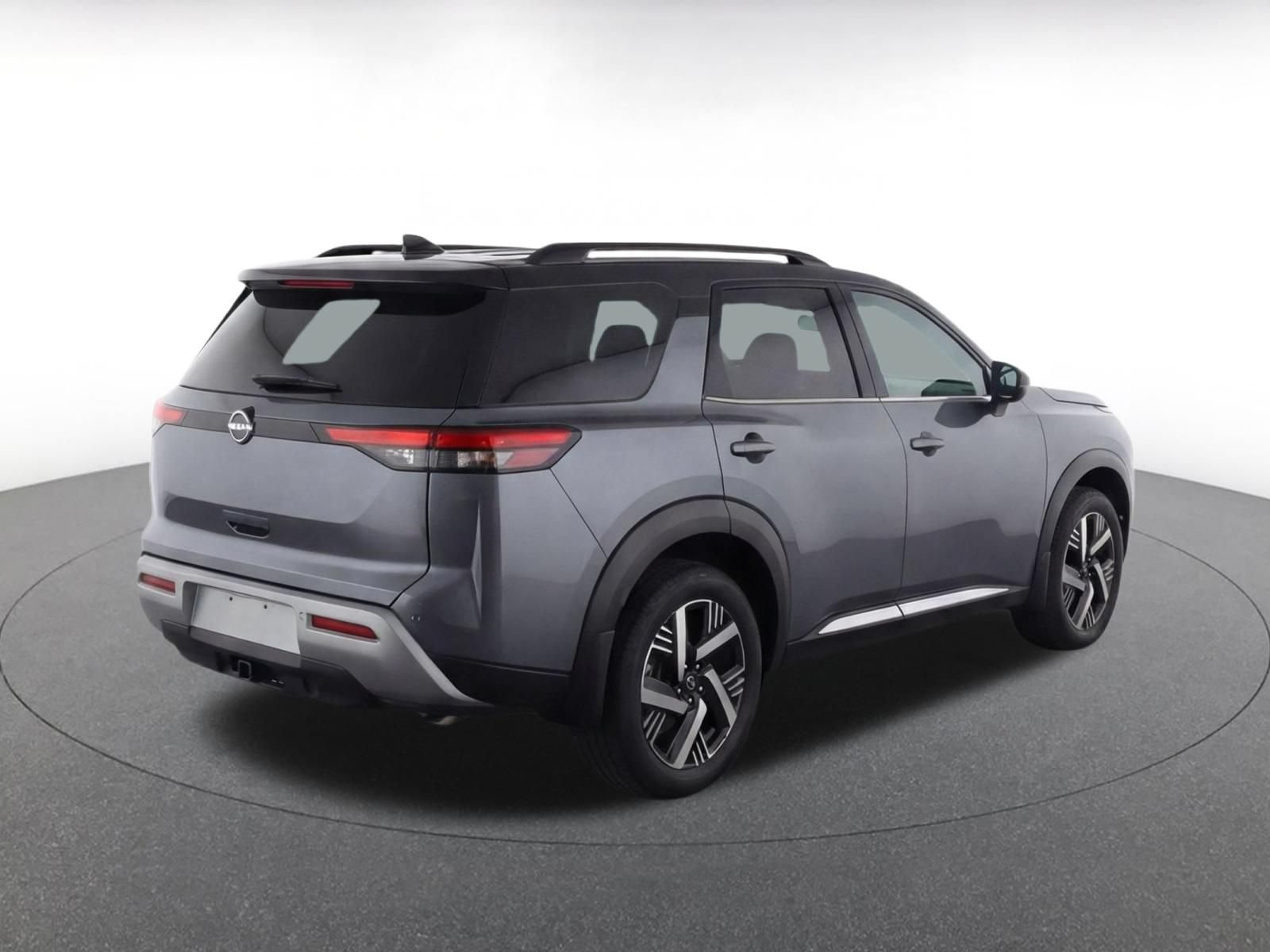 Used 2025 Nissan Kicks SV FWD image 10