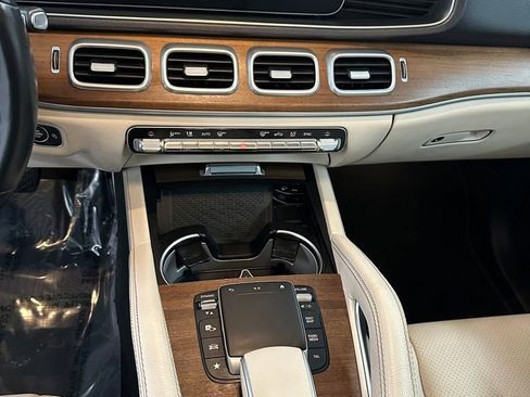 Used 2021 Mercedes-Benz GLE 350 4MATIC w/ AMG Line Exterior image 18