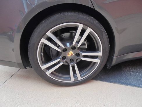 Used 2015 Porsche Panamera 4 AWD/4WD image 28