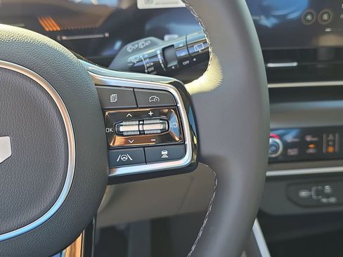 New 2026 Kia Carnival image 30