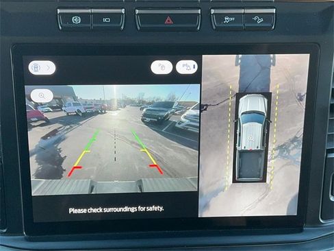 Used 2023 Ford F250 Lariat w/ Chrome Package image 23