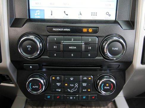 Used 2017 Ford F350 Lariat w/ Lariat Ultimate Package image 35