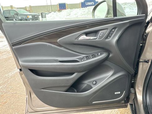 Certified 2019 Buick Envision Premium w/ Driver Confidence Package image 23