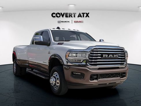 Used 2024 RAM 3500 Limited AWD/4WD image 9