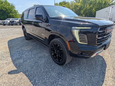 Used 2025 GMC Yukon XL AT4 Ultimate w/ LPO, Floor Liner Package AWD/4WD image 12