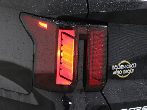 Used 2025 Kia Sorento EX w/ Panoramic Sunroof Package image 54